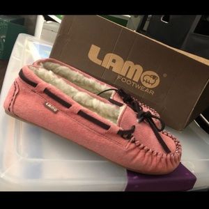 LAMO footwear slippers